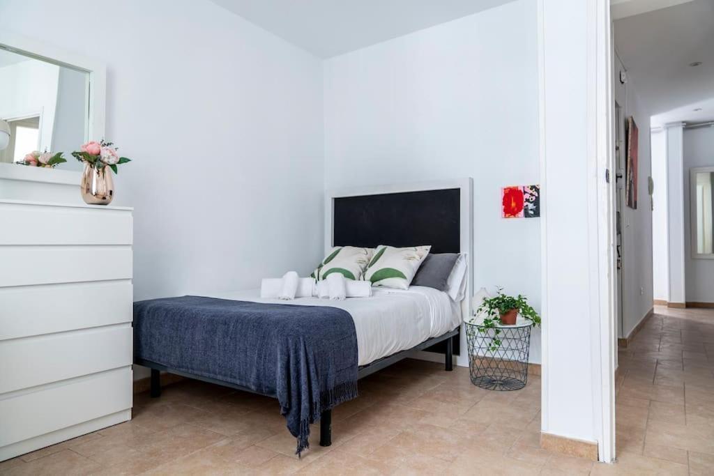 Апартаменты Flat For Groups 8 People In Gran Via-Cgrac4 Мадрид Экстерьер фото