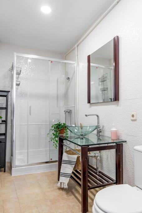 Апартаменты Flat For Groups 8 People In Gran Via-Cgrac4 Мадрид Экстерьер фото